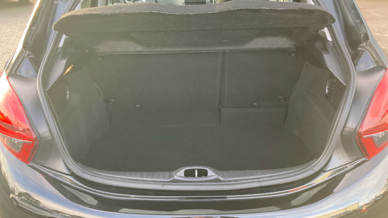 Peugeot 208 1.2 PureTech 82 Tech Edition 5dr [Start Stop] Petrol Hatchback